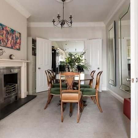 Four Bedroom Townhouse In Famous Suffolks Area كيلتنهام المظهر الخارجي الصورة