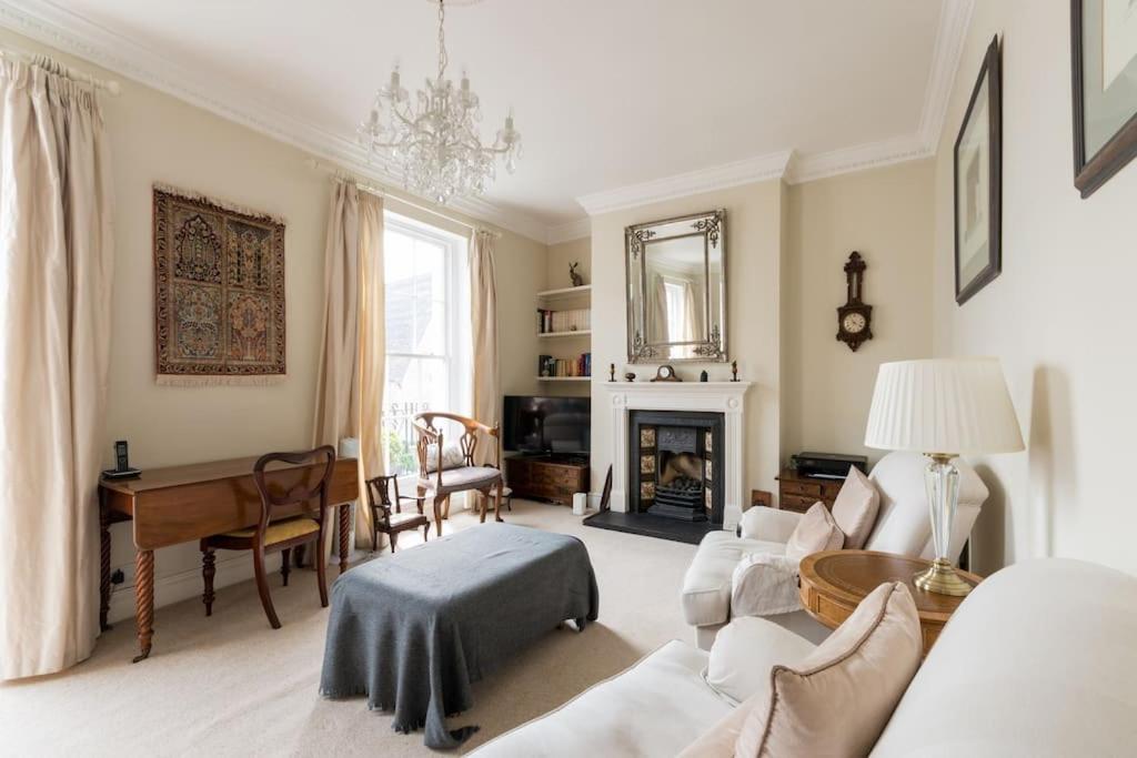 Four Bedroom Townhouse In Famous Suffolks Area كيلتنهام المظهر الخارجي الصورة