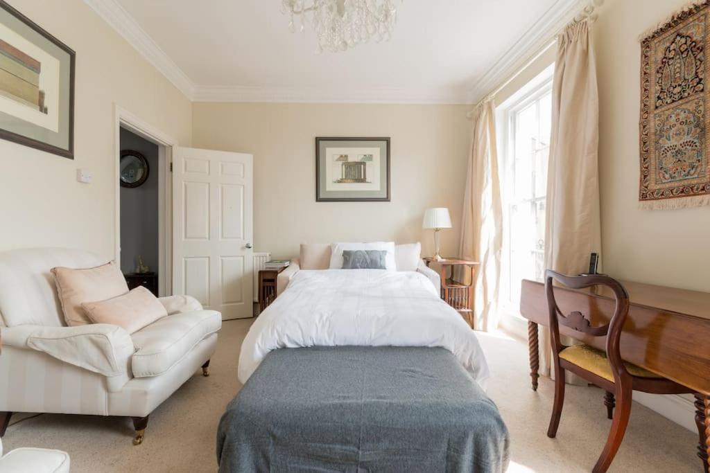 Four Bedroom Townhouse In Famous Suffolks Area كيلتنهام المظهر الخارجي الصورة