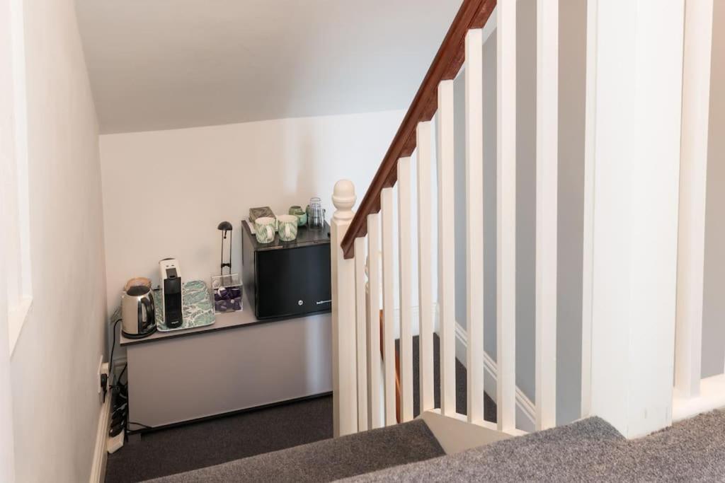 Four Bedroom Townhouse In Famous Suffolks Area كيلتنهام المظهر الخارجي الصورة