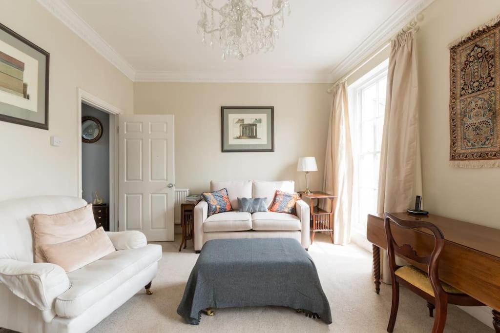 Four Bedroom Townhouse In Famous Suffolks Area كيلتنهام المظهر الخارجي الصورة